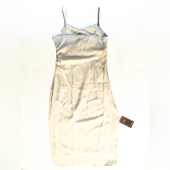 Women’s White Satin Dress | Medium | Le Chateau - Picture 3 of 7